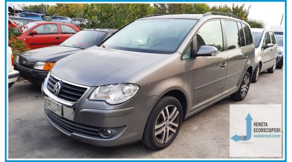 VOLKSWAGEN TOURAN 1T del 2007 parti usate e ricambi - Tipo Motore BLS
