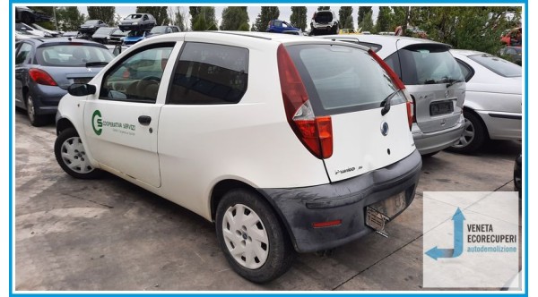 FIAT PUNTO VAN 2U del 2006 parti usate e ricambi - Tipo Motore 188a9000