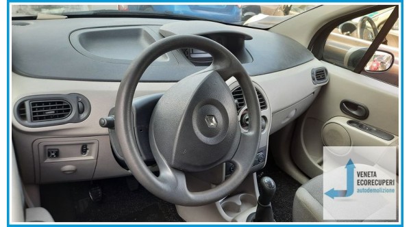 RENAULT MODUS 1a Serie  del 2006 parti usate e ricambi - Tipo Motore D4FD7