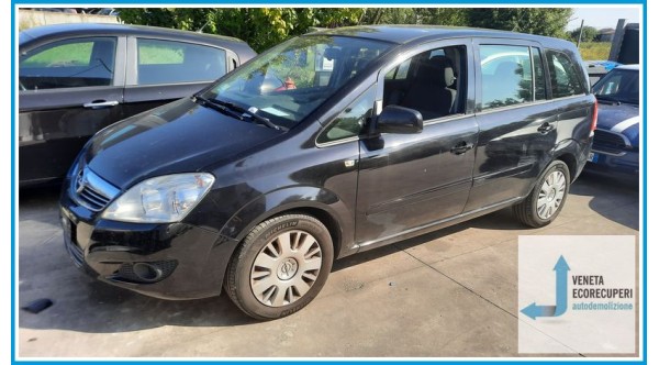 OPEL ZAFIRA A05 del 2010 parti usate e ricambi - Tipo Motore Z16YNG