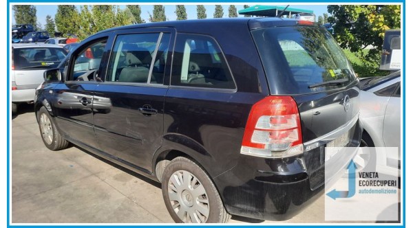 OPEL ZAFIRA A05 del 2010 parti usate e ricambi - Tipo Motore Z16YNG