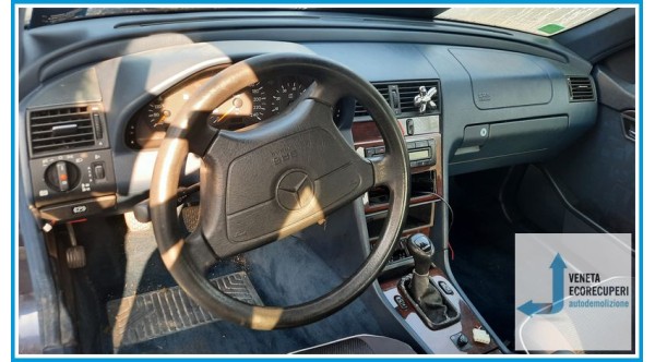 MERCEDES-BENZ Classe C W/S202 del 1996 parti usate e ricambi - Tipo Motore 111