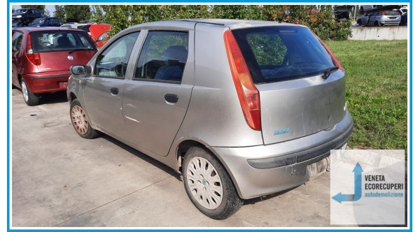 FIAT PUNTO 1N/1P del 1999 parti usate e ricambi - Tipo Motore 188A5000