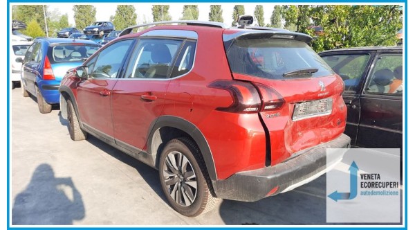 PEUGEOT 2008  del 2019 parti usate e ricambi - Tipo Motore HM05