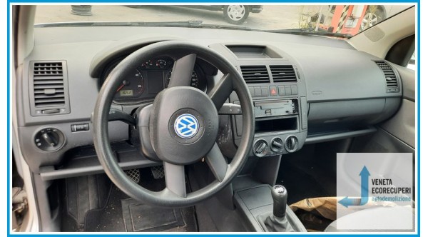 VOLKSWAGEN POLO 9N del 2002 parti usate e ricambi - Tipo Motore AMF