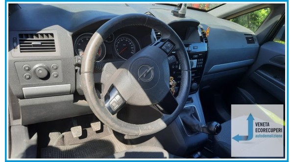 OPEL ZAFIRA P12 del 2012 parti usate e ricambi - Tipo Motore A16XNT