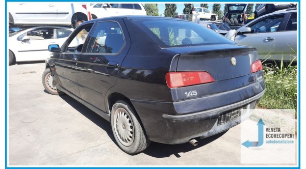 ALFA ROMEO 146  del 2000 parti usate e ricambi - Tipo Motore AR33503