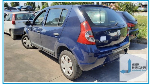 DACIA SANDERO  del 2010 parti usate e ricambi - Tipo Motore K7JA7