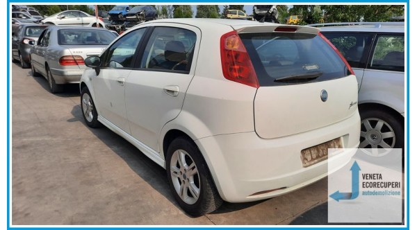 FIAT GRANDE PUNTO 2Y del 2007 parti usate e ricambi - Tipo Motore 199A2000