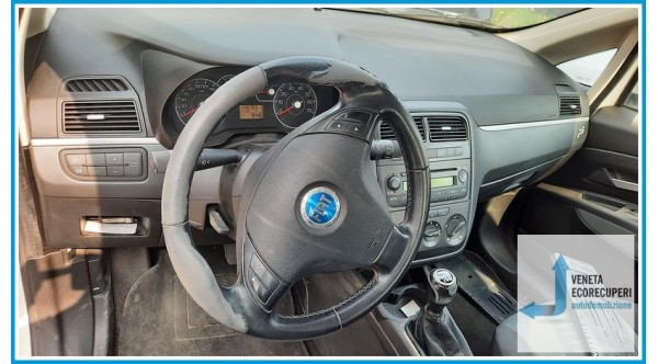 FIAT GRANDE PUNTO 2Y del 2007 parti usate e ricambi - Tipo Motore 199A2000
