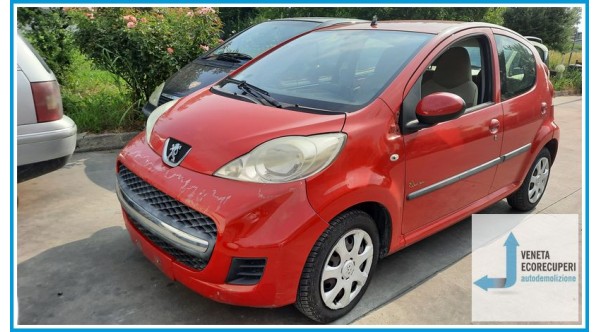 PEUGEOT 107  del 2011 parti usate e ricambi - Tipo Motore 1KR