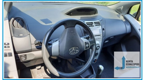 TOYOTA YARIS  del 2008 parti usate e ricambi - Tipo Motore 2SZFE