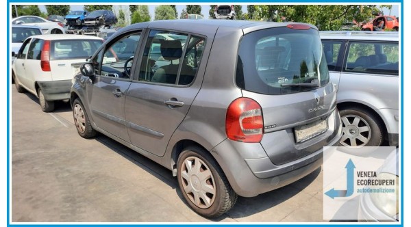 RENAULT MODUS 2a Serie  del 2010 parti usate e ricambi - Tipo Motore K4MC8