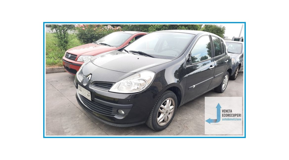 RENAULT CLIO 3a Serie  del 2007 parti usate e ricambi - Tipo Motore D4FD7