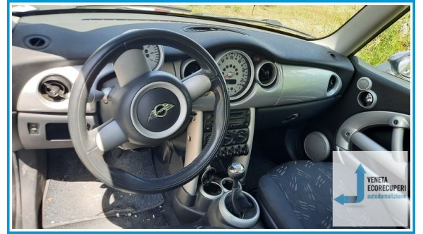 MINI MINI R50/R53 del 2005 parti usate e ricambi - Tipo Motore 1ND