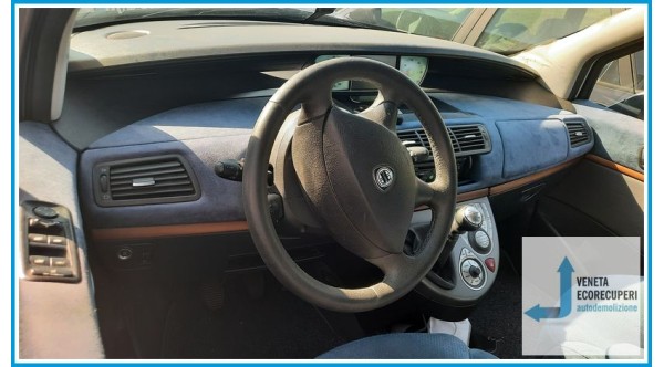 LANCIA PHEDRA TC del 2004 parti usate e ricambi - Tipo Motore 4HW