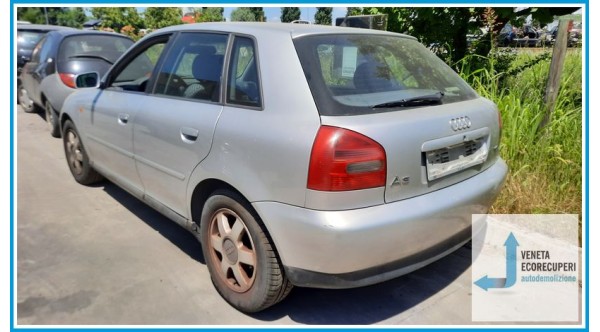 AUDI A3 8L del 2000 parti usate e ricambi - Tipo Motore AKL