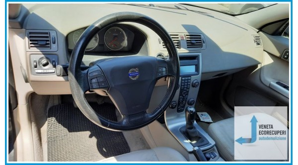 VOLVO S40  del 2005 parti usate e ricambi - Tipo Motore D4204T