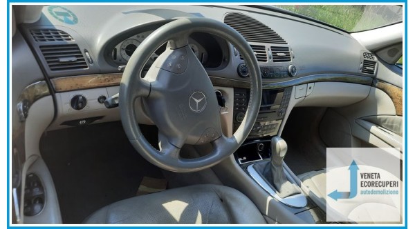 MERCEDES-BENZ Classe E W/S211 del 2003 parti usate e ricambi - Tipo Motore 647961