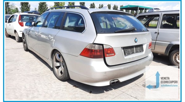 BMW Serie 5 E60/E61 del 2004 parti usate e ricambi - Tipo Motore 256D2