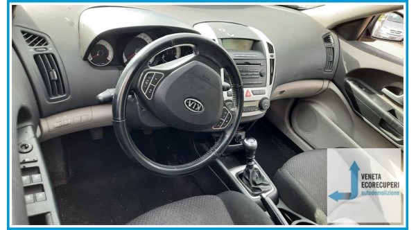 KIA CEE'D  del 2008 parti usate e ricambi - Tipo Motore D4FB