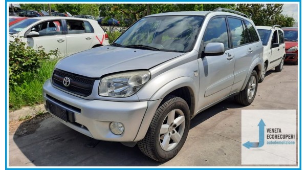 TOYOTA RAV 4 2a Serie  del 2004 parti usate e ricambi - Tipo Motore 1AZFE