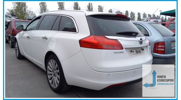 OPEL INSIGNIA G09 del 2011 parti usate e ricambi - Tipo Motore A20DT