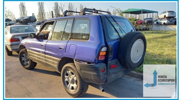 TOYOTA RAV 4 1a Serie  del 2000 parti usate e ricambi - Tipo Motore 3SFE