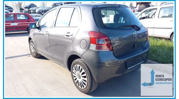TOYOTA YARIS  del 2010 parti usate e ricambi - Tipo Motore 1KRFE