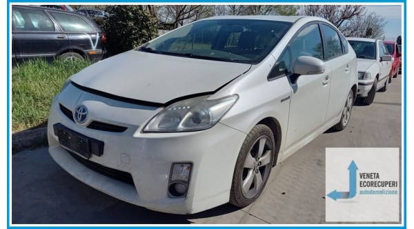 TOYOTA PRIUS 3a Serie  del 2010 parti usate e ricambi - Tipo Motore 2ZRFXE