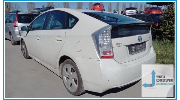 TOYOTA PRIUS 3a Serie  del 2010 parti usate e ricambi - Tipo Motore 2ZRFXE
