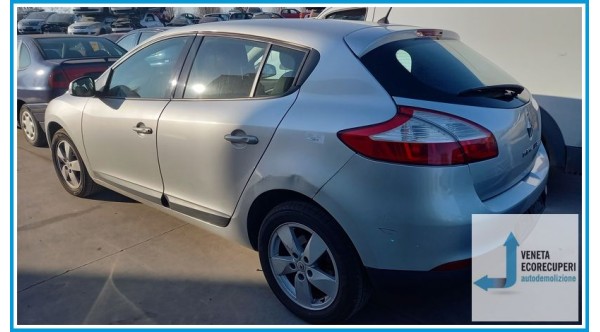 RENAULT MEGANE 3a Serie  del 2009 parti usate e ricambi - Tipo Motore K9KJ8