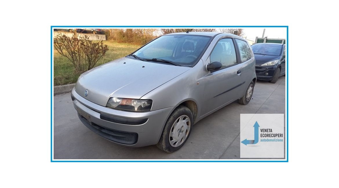 FIAT PUNTO 1N/1P del 2002 parti usate e ricambi - Tipo Motore 188A4000