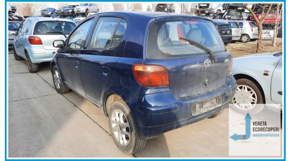 TOYOTA YARIS JPP del 2004 parti usate e ricambi