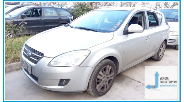 KIA CEE'D  del 2008 parti usate e ricambi - Tipo Motore D4FB