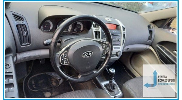 KIA CEE'D  del 2008 parti usate e ricambi - Tipo Motore D4FB