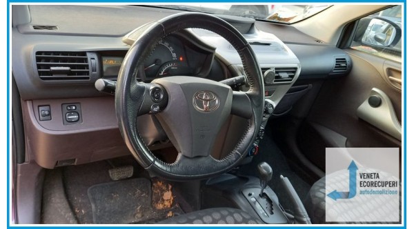 TOYOTA iQ  del 2009 parti usate e ricambi - Tipo Motore 1KRFE