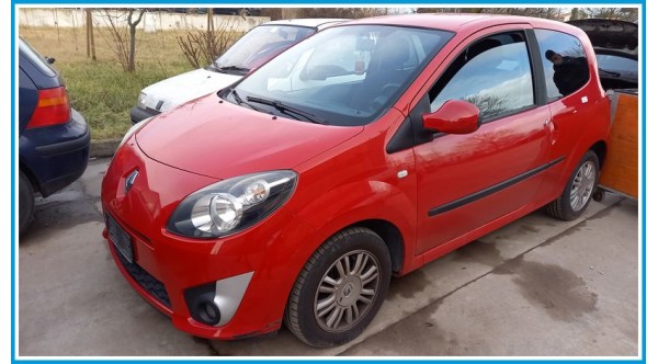 RENAULT TWINGO 2a Serie  del 2007 parti usate e ricambi - Tipo Motore DF7A8