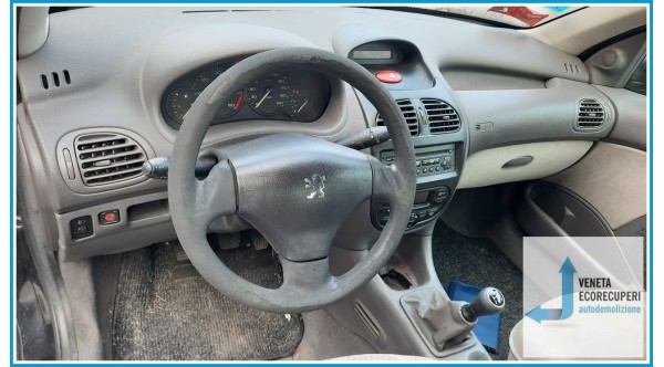 PEUGEOT 206  del 2004 parti usate e ricambi - Tipo Motore 8HX