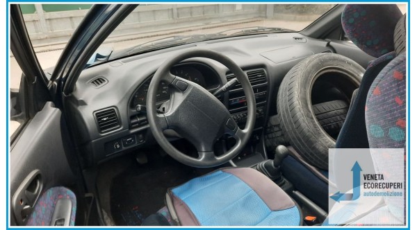 SUZUKI SWIFT  del 1999 parti usate e ricambi - Tipo Motore G10A