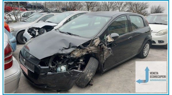 FIAT GRANDE PUNTO 3X del 2009 parti usate e ricambi - Tipo Motore 350A1000