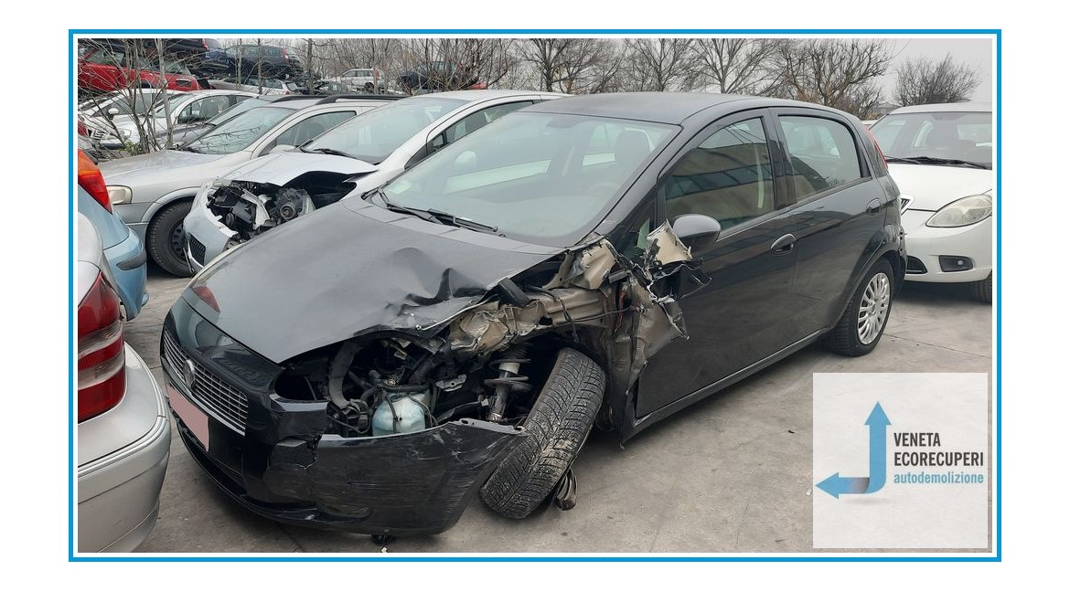FIAT GRANDE PUNTO 3X del 2009 parti usate e ricambi - Tipo Motore 350A1000