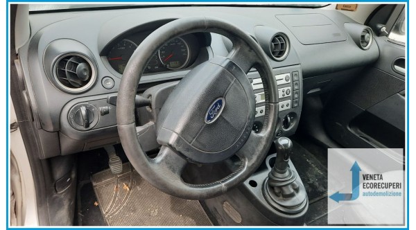 FORD FIESTA CBK del 2004 parti usate e ricambi - Tipo Motore FUJA