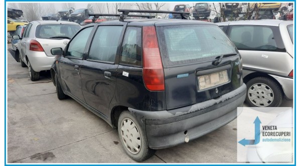 FIAT PUNTO 1a Serie  del 1998 parti usate e ricambi - Tipo Motore 176B2000