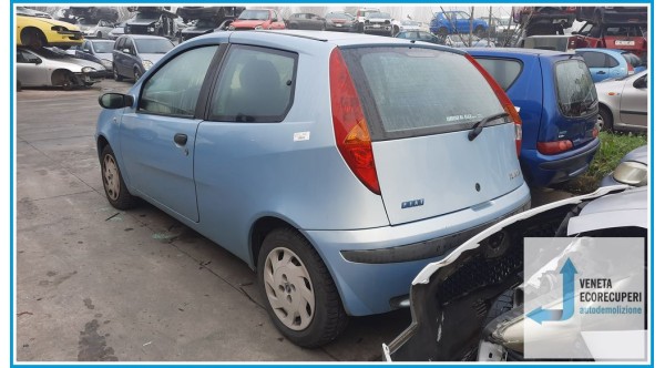 FIAT PUNTO 1N/1P del 2002 parti usate e ricambi - Tipo Motore 188A4000