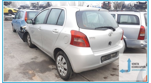 TOYOTA YARIS  del 2008 parti usate e ricambi - Tipo Motore 1KRFE