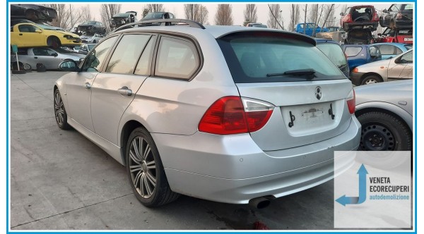 BMW Serie 3 E90/E91 del 2008 parti usate e ricambi - Tipo Motore 204D4