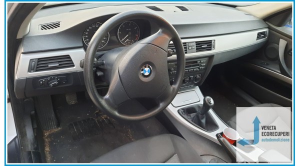 BMW Serie 3 E90/E91 del 2008 parti usate e ricambi - Tipo Motore 204D4
