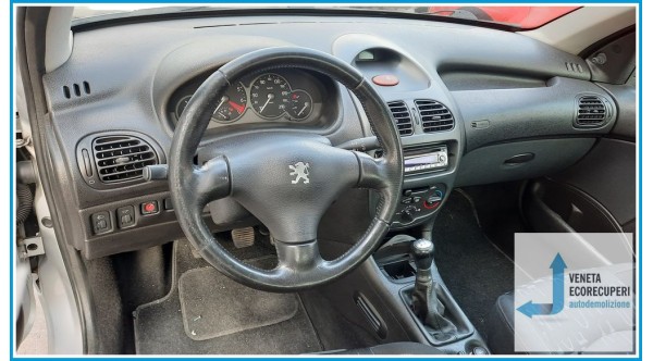 PEUGEOT 206  del 2001 parti usate e ricambi - Tipo Motore NFU