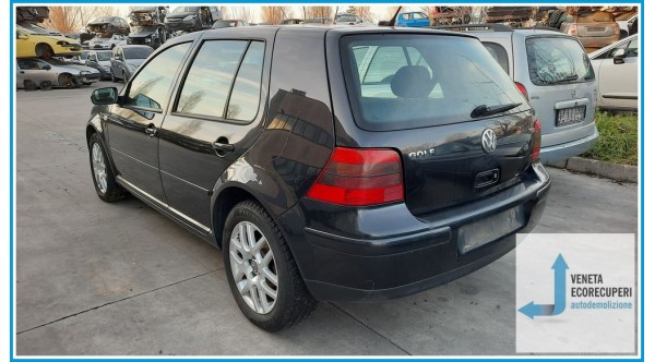 VOLKSWAGEN GOLF 1J del 2003 parti usate e ricambi - Tipo Motore ASZ